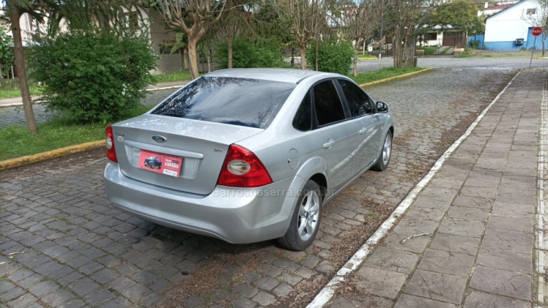 FOCUS 2.0 FC 16V GASOLINA 4P MANUAL - 2009 - FARROUPILHA