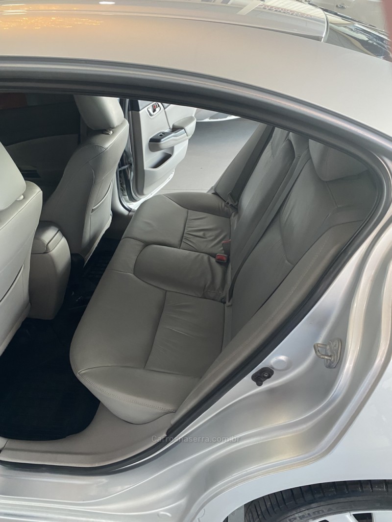 CIVIC 1.8 LXS 16V GASOLINA 4P AUTOMÁTICO - 2015 - PAROBé