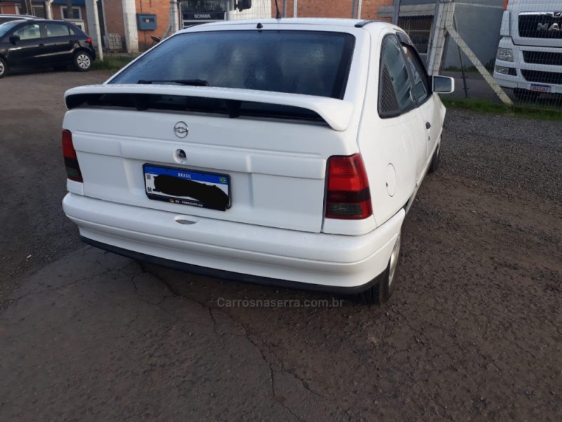 KADETT 1.8 EFI GLS 8V GASOLINA 2P MANUAL - 1998 - FARROUPILHA
