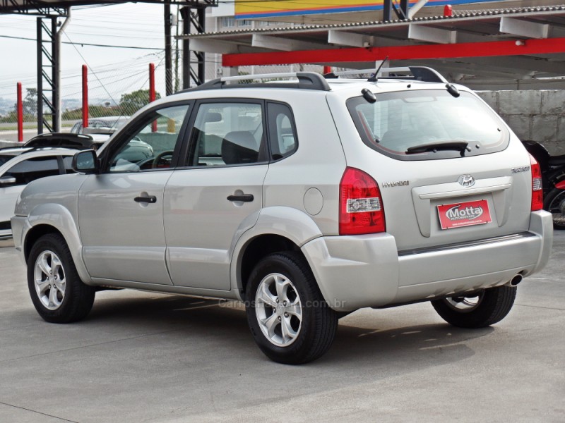 TUCSON 2.0 GL 2WD 16V GASOLINA 4P MANUAL - 2012 - CAXIAS DO SUL