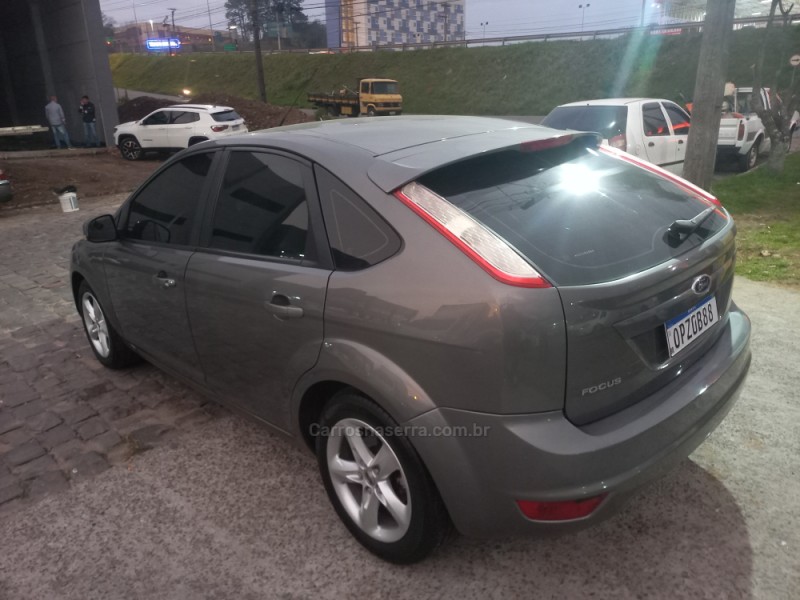 FOCUS 1.6 GLX SIGMA 16V FLEX 4P MANUAL - 2013 - FARROUPILHA