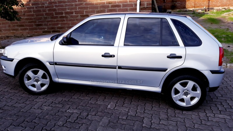 GOL 1.0 MI PLUS 16V GASOLINA 4P MANUAL - 2005 - FARROUPILHA