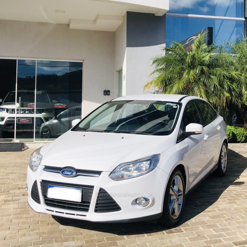 FOCUS 2.0 GLX SEDAN 16V GASOLINA 4P AUTOMÁTICO