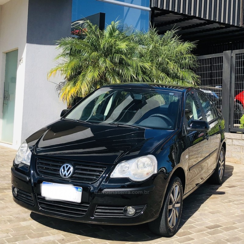 POLO SEDAN 1.6 MI COMFORTLINE 8V FLEX 4P MANUAL