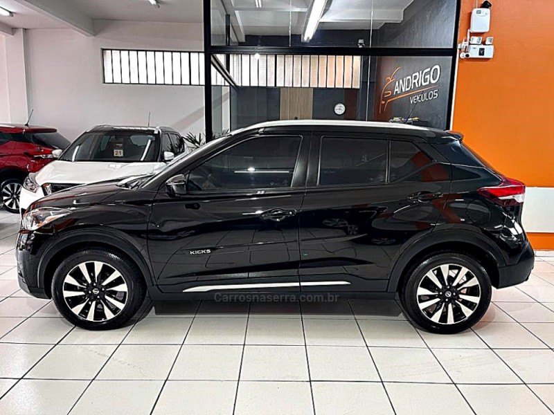 KICKS 1.6 16V FLEX SL PACK TECH 4P XTRONIC - 2017 - CAXIAS DO SUL