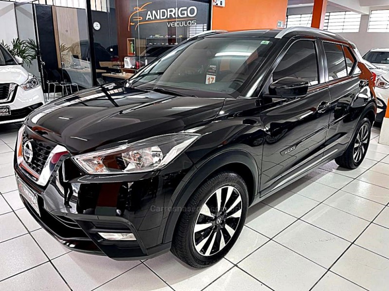 KICKS 1.6 16V FLEX SL PACK TECH 4P XTRONIC - 2017 - CAXIAS DO SUL
