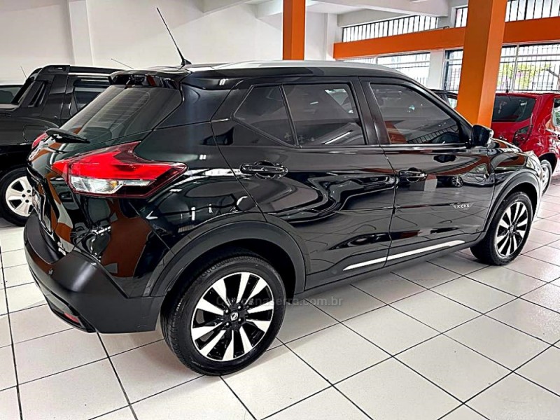 KICKS 1.6 16V FLEX SL PACK TECH 4P XTRONIC - 2017 - CAXIAS DO SUL