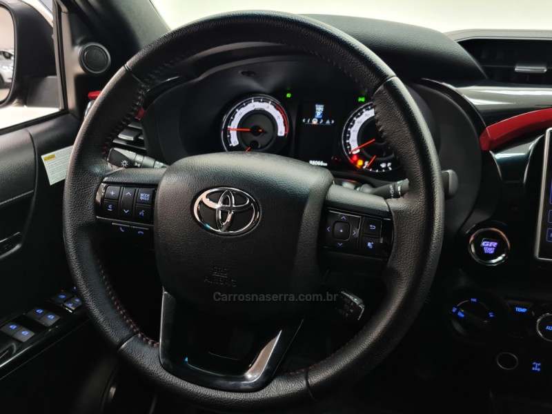 HILUX 2.8 GR-S 4X4 CD 16V TURBO INTERCOOLER DIESEL 4P AUTOMÁTICO - 2019 - SANTA CRUZ DO SUL