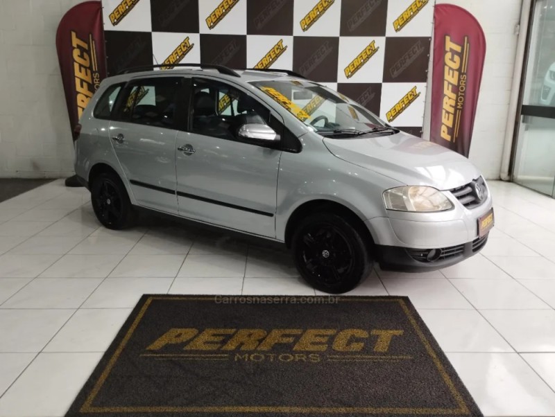 SPACEFOX 1.6 MI 8V FLEX 4P MANUAL - 2009 - PORTãO