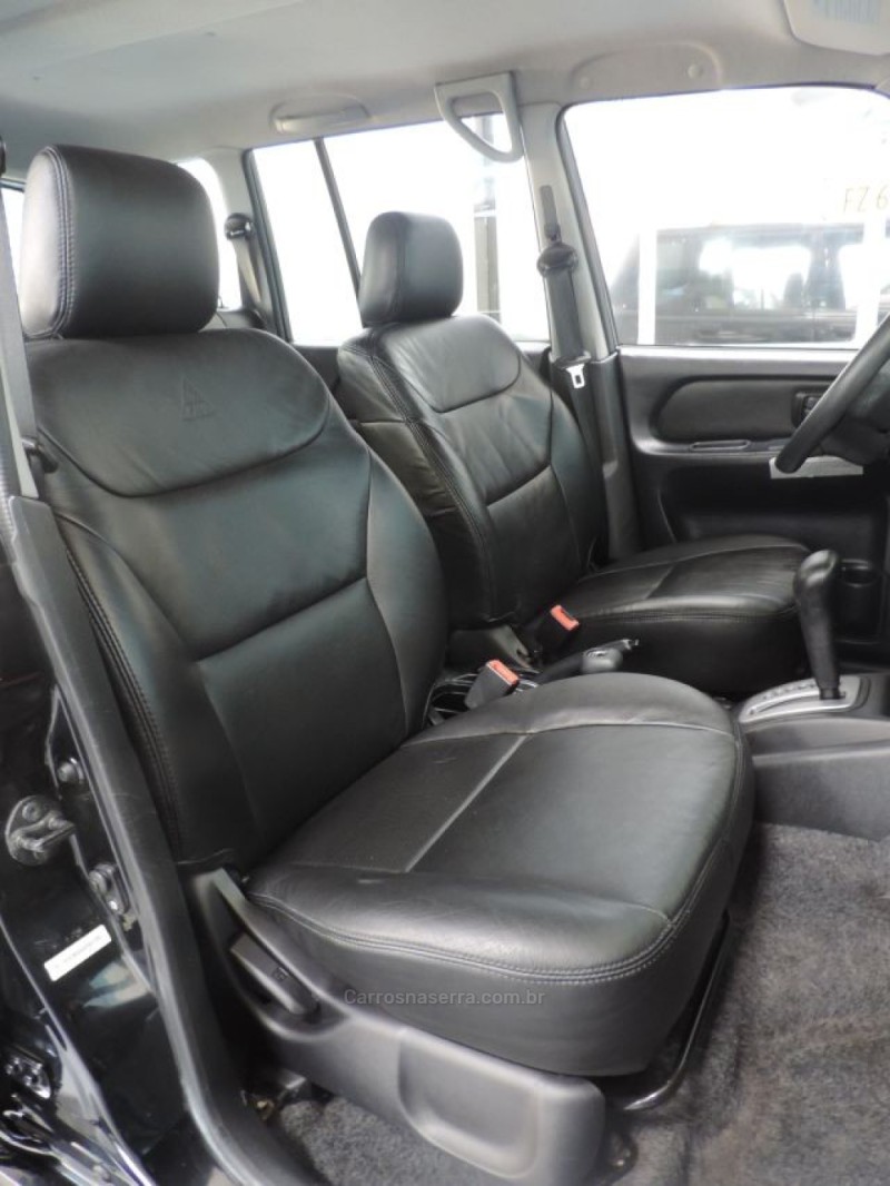 PAJERO TR4 2.0 4X2 16V 140CV FLEX 4P AUTOMÁTICO - 2012 - PORTO ALEGRE