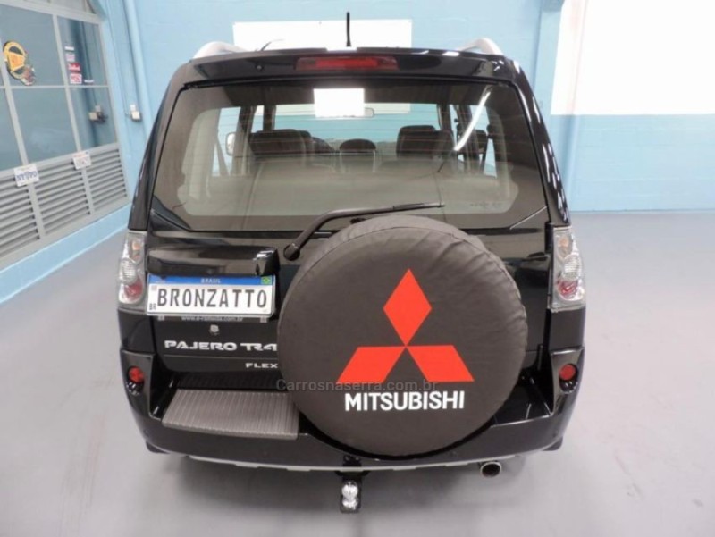 PAJERO TR4 2.0 4X2 16V 140CV FLEX 4P AUTOMÁTICO - 2012 - PORTO ALEGRE
