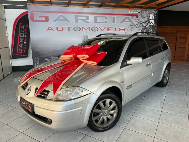 MÉGANE 1.6 DYNAMIQUE GRAND TOUR 16V FLEX 4P MANUAL