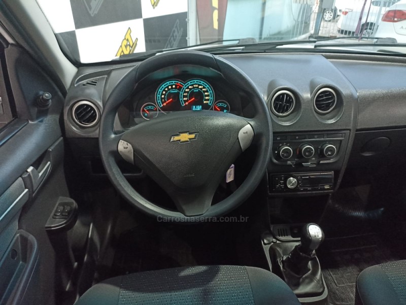 CELTA 1.0 MPFI LIFE 8V FLEX 4P MANUAL - 2015 - PORTãO