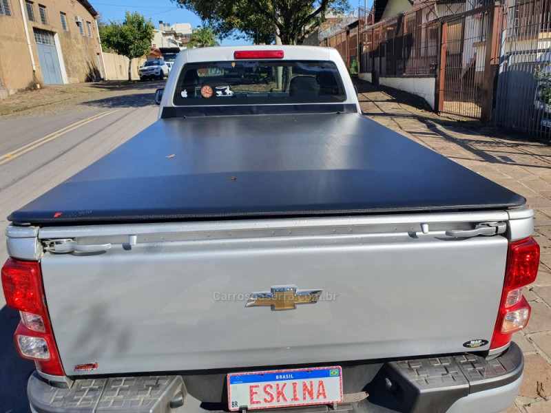 S10 2.4 LS 4X2 CS 8V FLEX 2P MANUAL - 2015 - CAXIAS DO SUL