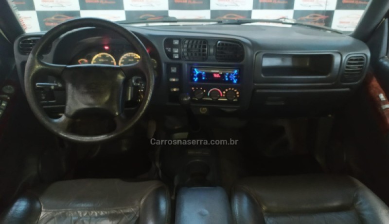 BLAZER 2.8 4X4 8V TURBO INTERCOOLER DIESEL 4P MANUAL - 2004 - CAXIAS DO SUL