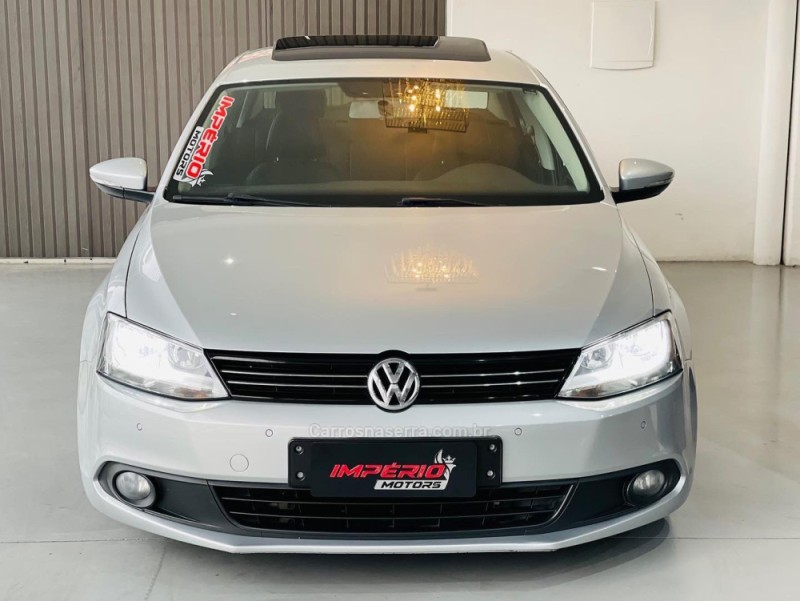 JETTA 2.0 COMFORTLINE FLEX 4P TIPTRONIC - 2012 - ESTâNCIA VELHA