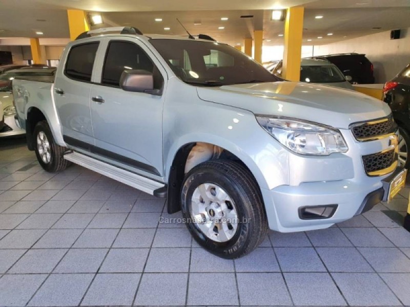 S10 2.8 LS 4X4 CD 16V TURBO DIESEL 4P MANUAL - 2014 - CAXIAS DO SUL