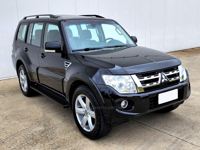 PAJERO FULL 3.2 HPE 4X4 16V TURBO INTERCOOLER DIESEL 4P AUTOMÁTICO - 2014 - SANTA CRUZ DO SUL