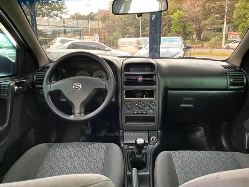 ASTRA 2.0 MPFI 8V FLEX 4P MANUAL - 2009 - IGREJINHA