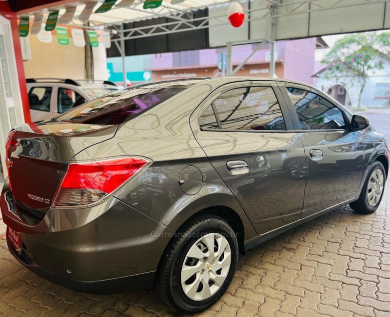 PRISMA 1.4 MPFI LT 8V FLEX 4P MANUAL - 2015 - DOIS IRMãOS