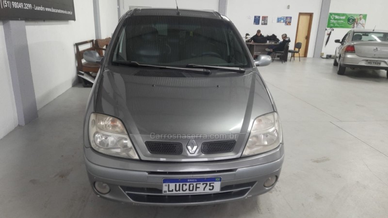 SCÉNIC 2.0 PRIVILÉGE 16V GASOLINA 4P AUTOMÁTICO - 2005 - BOM PRINCíPIO