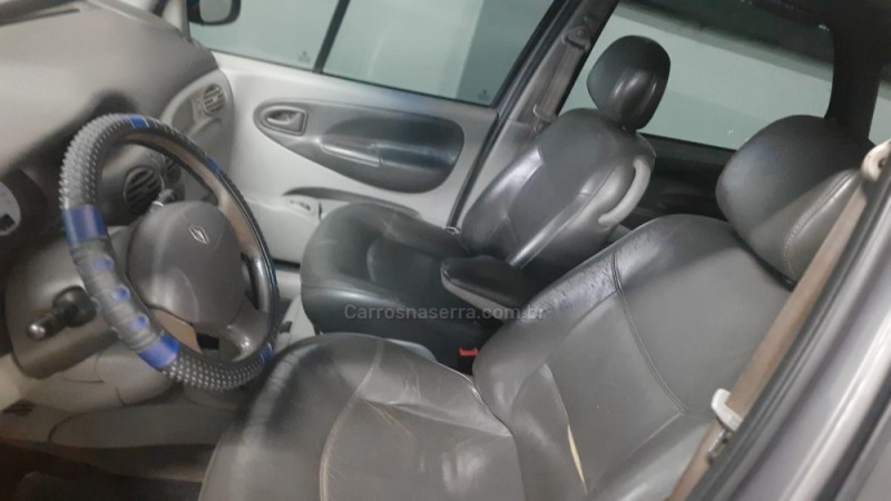 SCÉNIC 2.0 PRIVILÉGE 16V GASOLINA 4P AUTOMÁTICO - 2005 - BOM PRINCíPIO