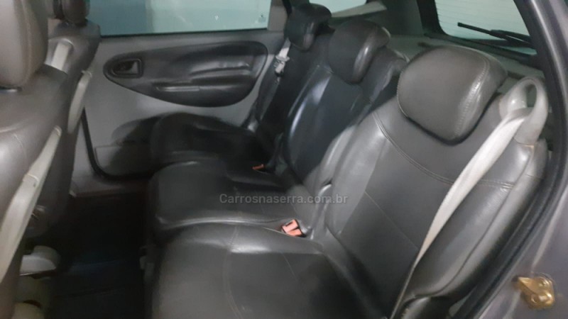 SCÉNIC 2.0 PRIVILÉGE 16V GASOLINA 4P AUTOMÁTICO - 2005 - BOM PRINCíPIO