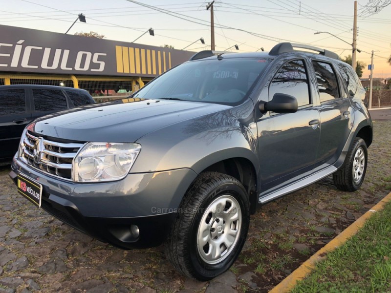 DUSTER 1.6 EXPRESSION 4X2 16V FLEX 4P MANUAL - 2012 - DOIS IRMãOS