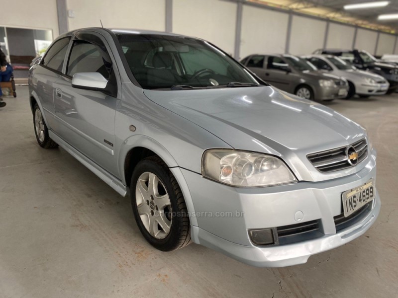 ASTRA 2.0 MPFI ADVANTAGE 8V FLEX 2P MANUAL - 2007 - BOM PRINCíPIO