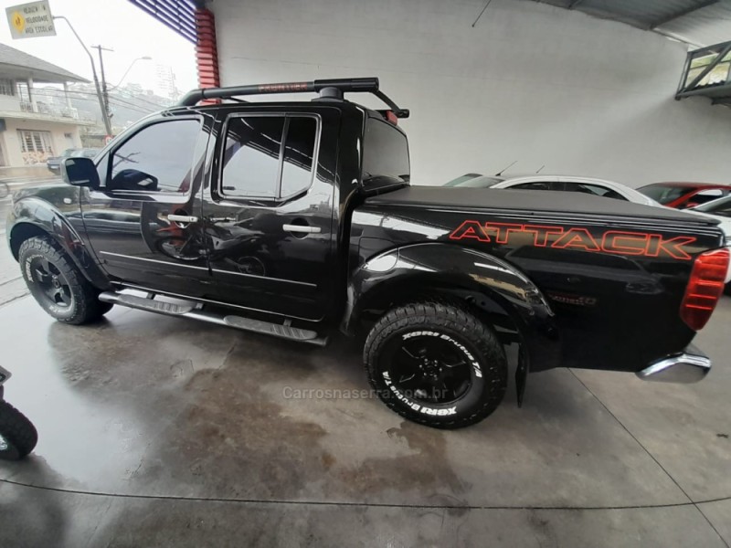 FRONTIER 2.5 SE ATTACK 4X4 CD TURBO ELETRONIC DIESEL 4P MANUAL - 2013 - CAXIAS DO SUL
