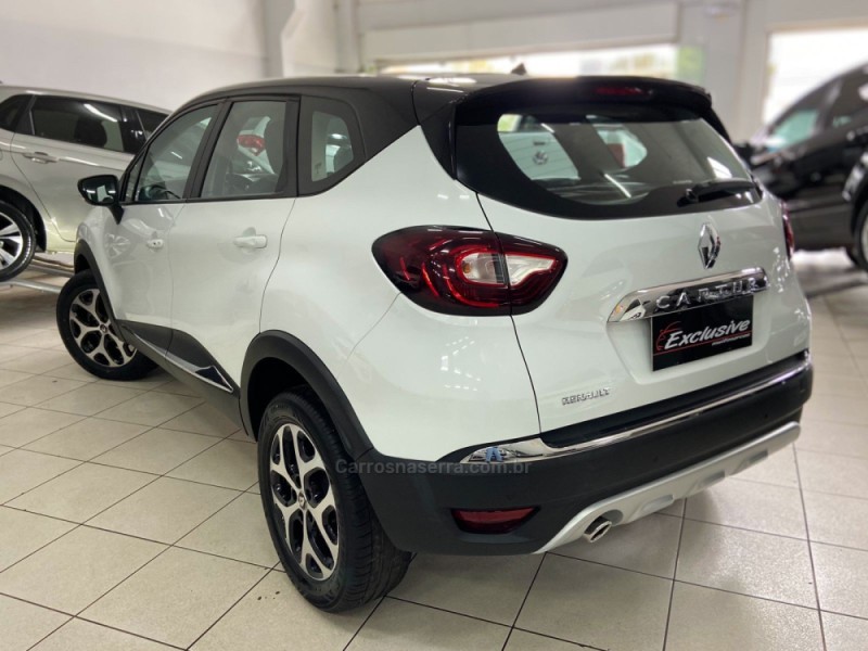 CAPTUR 1.6 16V FLEX INTENSE AUTOMÁTICO - 2019 - PASSO FUNDO