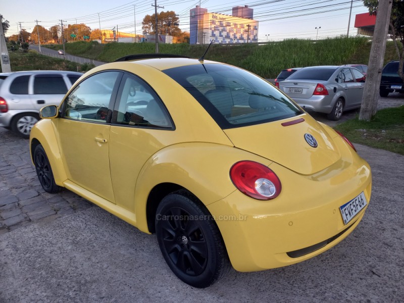NEW BEETLE 2.0 MI 8V GASOLINA 2P TIPTRONIC - 2009 - FARROUPILHA