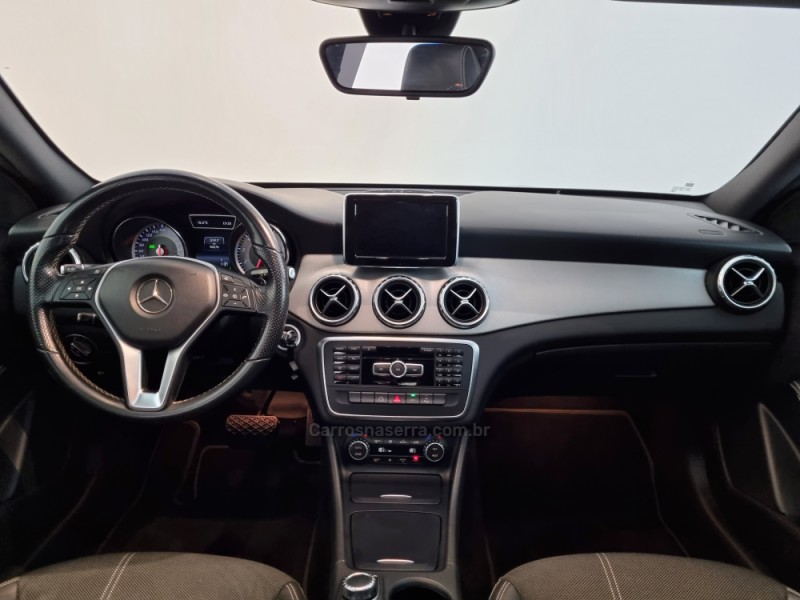 GLA 200 1.6 CGI VISION 16V TURBO GASOLINA 4P AUTOMÁTICO - 2015 - BENTO GONçALVES