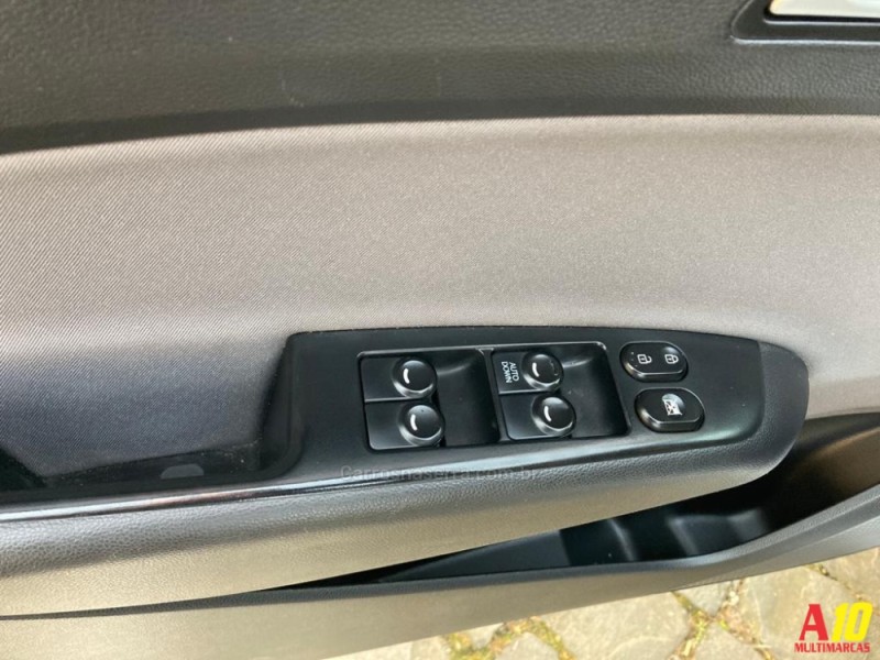 HB20S 1.6 COMFORT PLUS 16V FLEX 4P MANUAL - 2017 - CAXIAS DO SUL