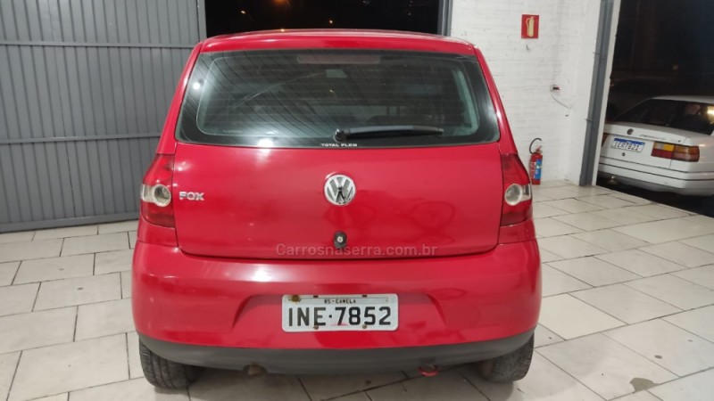 FOX 1.0 MI 8V FLEX 4P MANUAL - 2004 - CAXIAS DO SUL