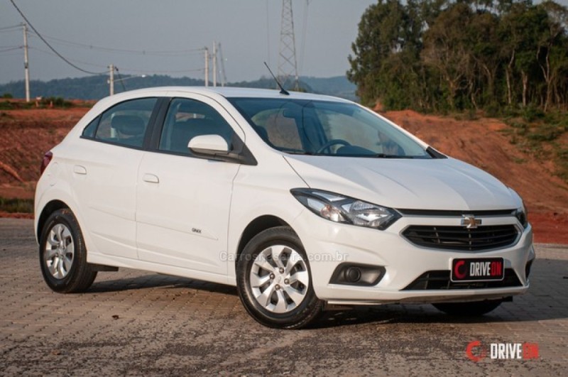 onix 1.0 lt plus 8v flex 4p manual 2019 montenegro