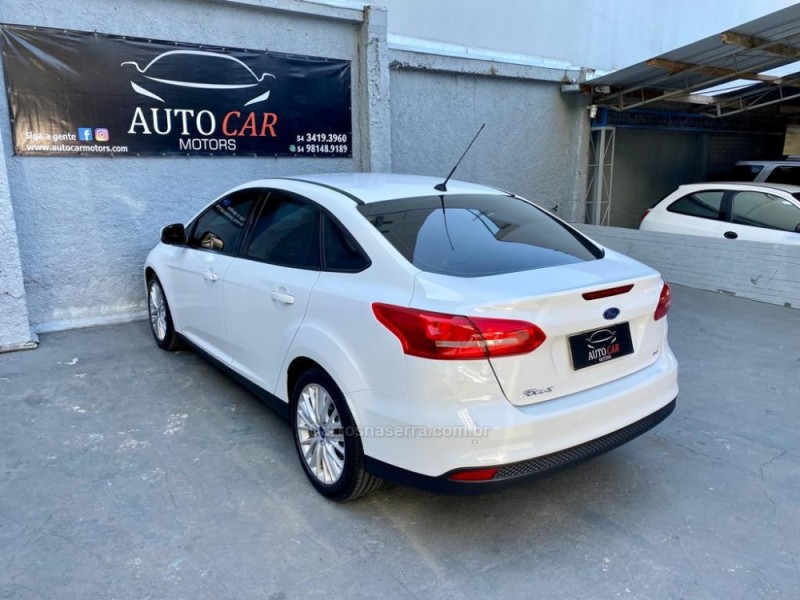 FOCUS 2.0 SE PLUS FASTBACK 16V FLEX 4P AUTOMÁTICO - 2016 - CAXIAS DO SUL