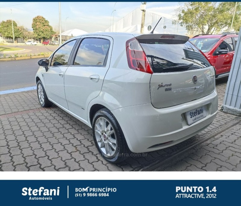 PUNTO 1.4 ATTRACTIVE 8V FLEX 4P MANUAL - 2012 - BOM PRINCíPIO