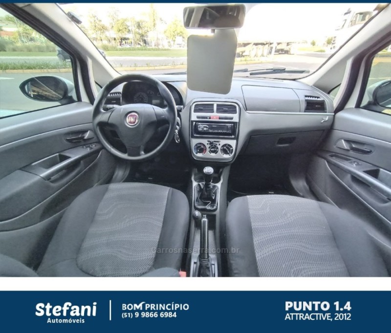 PUNTO 1.4 ATTRACTIVE 8V FLEX 4P MANUAL - 2012 - BOM PRINCíPIO