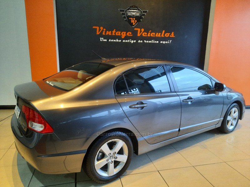CIVIC 1.8 LXS 16V FLEX 4P AUTOMÁTICO - 2010 - CAXIAS DO SUL