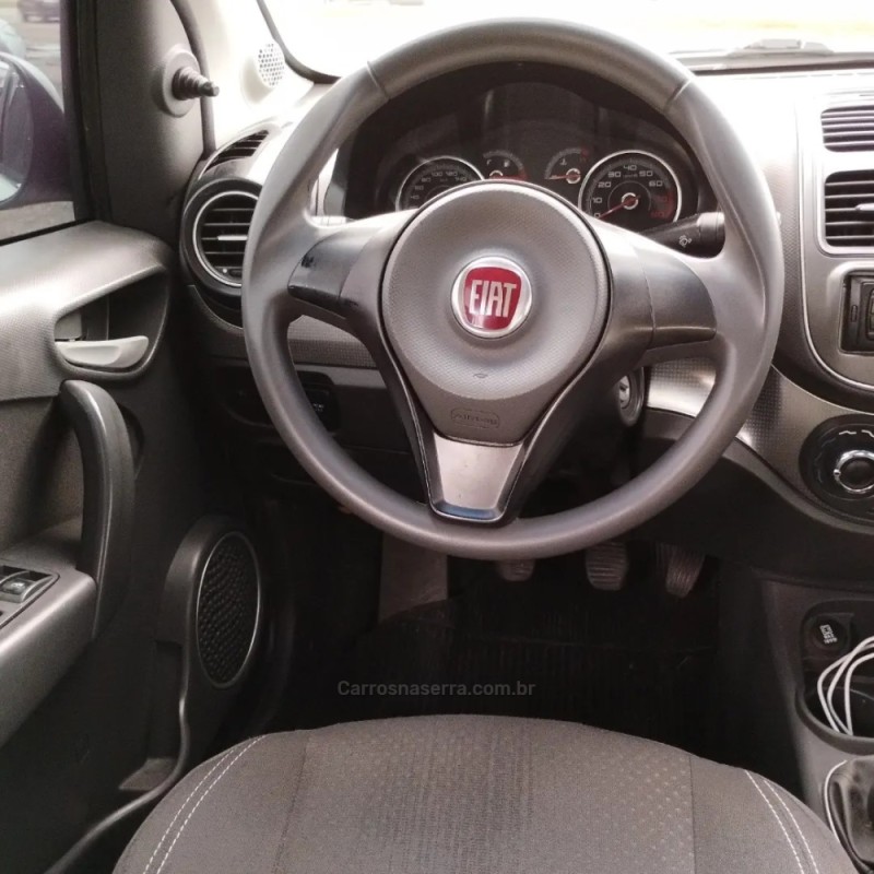 GRAND SIENA 1.4 MPI ATTRACTIVE 8V FLEX 4P MANUAL - 2015 - PORTãO