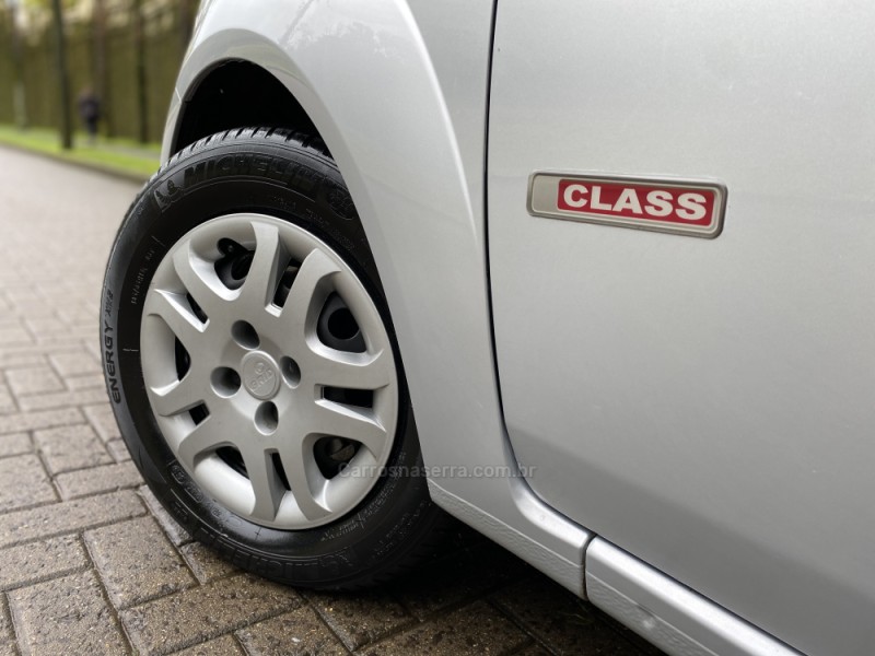 FIESTA 1.6 MPI CLASS HATCH 8V FLEX 4P MANUAL - 2011 - CAXIAS DO SUL