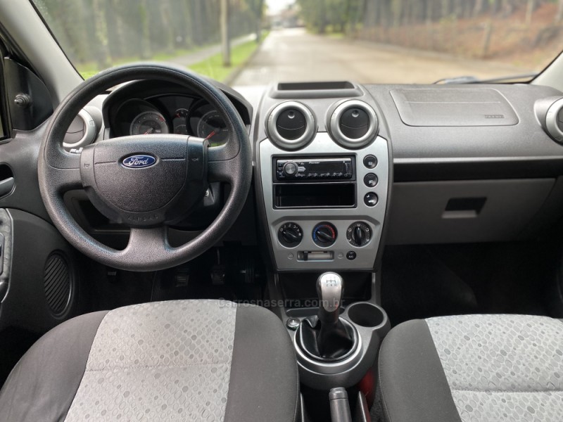 FIESTA 1.6 MPI CLASS HATCH 8V FLEX 4P MANUAL - 2011 - CAXIAS DO SUL