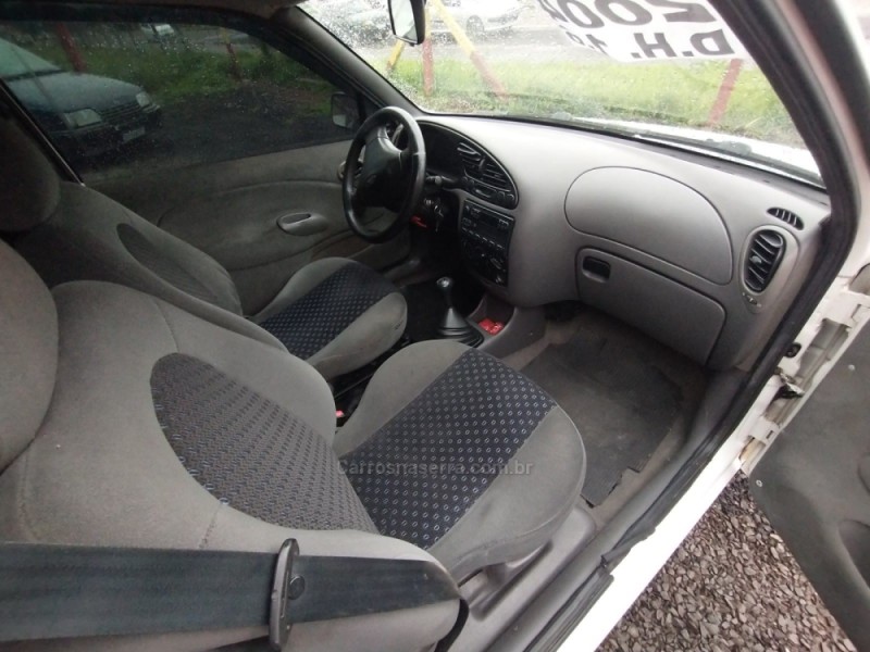 COURIER 1.6 MPI XL 8V GASOLINA 2P MANUAL - 2004 - IGREJINHA