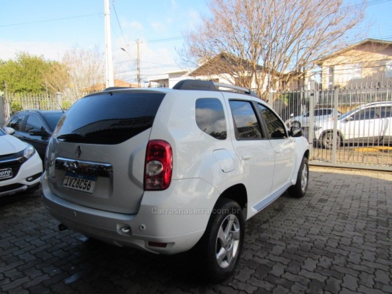 DUSTER 1.6 DYNAMIQUE 4X2 16V FLEX 4P MANUAL - 2015 - BENTO GONçALVES