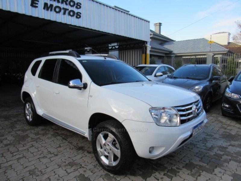 DUSTER 1.6 DYNAMIQUE 4X2 16V FLEX 4P MANUAL - 2015 - BENTO GONçALVES