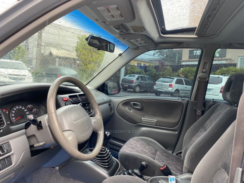 TRACKER 2.0 4X4 8V GASOLINA 4P MANUAL - 2008 - IVOTI