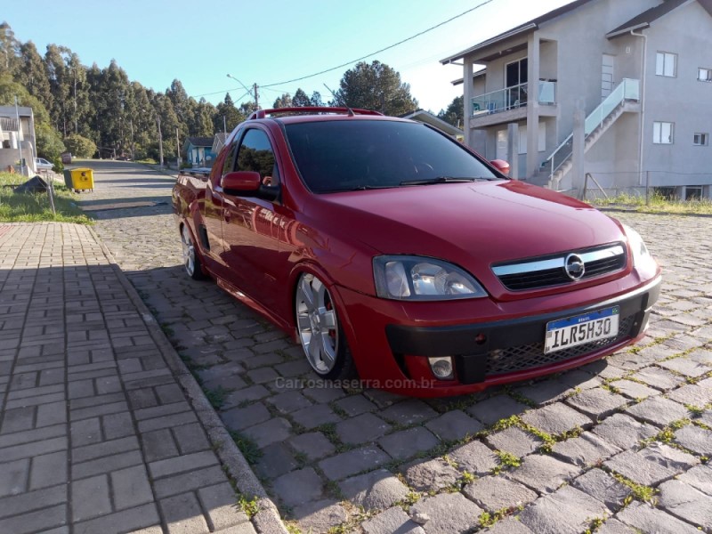 MONTANA 1.8 MPFI SPORT CS 8V FLEX 2P MANUAL - 2004 - FLORES DA CUNHA