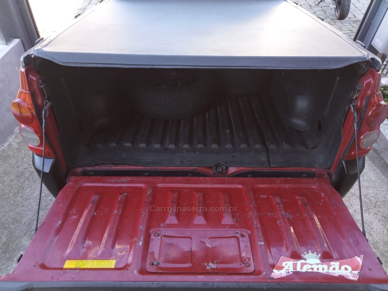 MONTANA 1.8 MPFI SPORT CS 8V FLEX 2P MANUAL - 2004 - FLORES DA CUNHA
