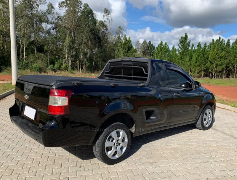 MONTANA 1.4 MPFI LS CS 8V FLEX 2P MANUAL - 2011 - PORTãO